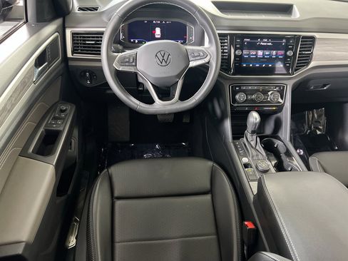 Used 2023 Volkswagen Atlas Cross Sport SE image 21