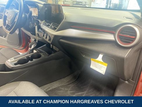 Used 2024 Chevrolet Trax RS w/ Driver Confidence Package FWD image 37