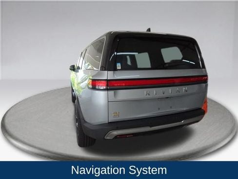 Used 2023 Rivian R1S Adventure AWD/4WD image 9