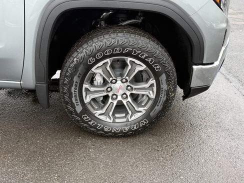 New 2026 GMC Sierra 1500 SLE w/ Max Trailering Package AWD/4WD image 12
