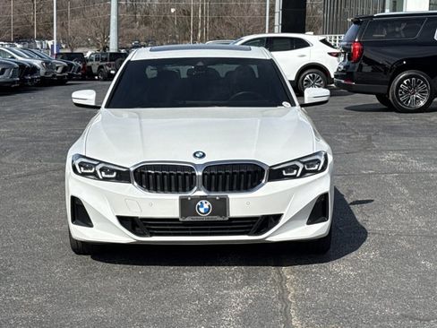 Used 2024 BMW 330e image 13