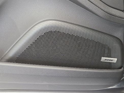 Certified 2025 Porsche Panamera RWD image 16