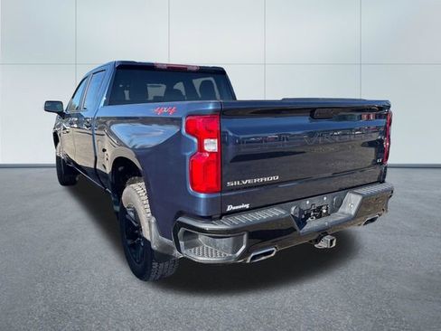 Used 2022 Chevrolet Silverado 1500 LT Trail Boss image 2