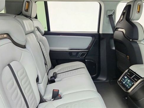 Used 2024 Rivian R1S Adventure image 25