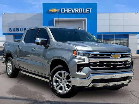 Used 2025 Chevrolet Silverado 1500 LTZ AWD/4WD image 2