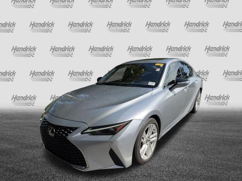 Used 2021 Lexus IS 300 w/ Comfort Package RWD image 5