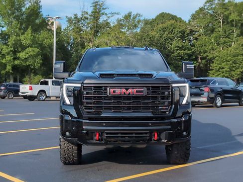 Used 2025 GMC Sierra 2500 AT4X AWD/4WD image 10