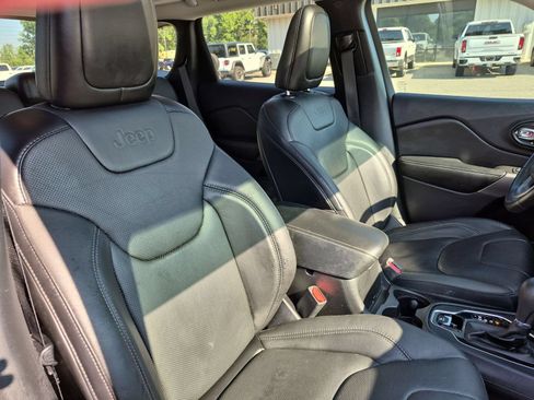 Used 2021 Jeep Cherokee Limited w/ Elite Package FWD image 30