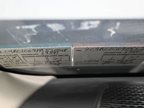 Used 2023 Chrysler Voyager LX FWD image 10