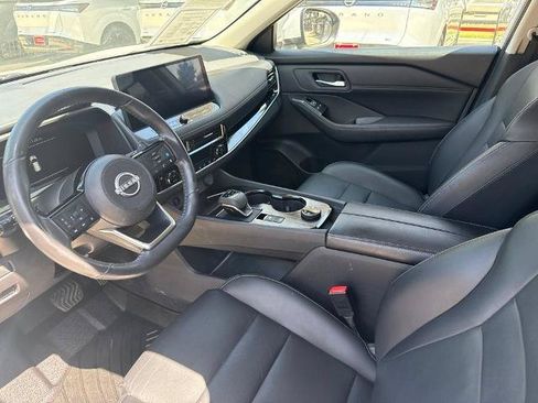 Certified 2024 Nissan Rogue SL AWD/4WD image 12