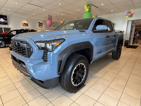 New 2026 Toyota Tacoma TRD Off-Road AWD/4WD image 2