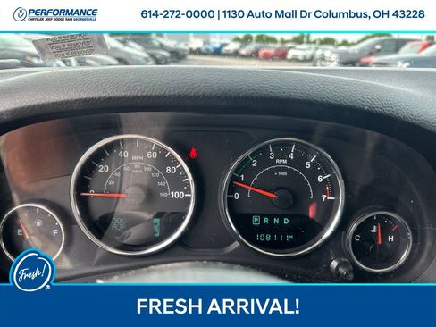 Used 2016 Jeep Wrangler Unlimited Sport w/ Connectivity Group AWD/4WD image 22