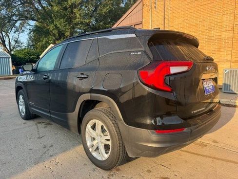 Used 2023 GMC Terrain SLE w/ Driver Convenience Package AWD/4WD image 19