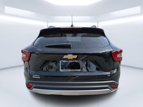 Used 2024 Chevrolet Trax LT w/ Driver Confidence Package image 4
