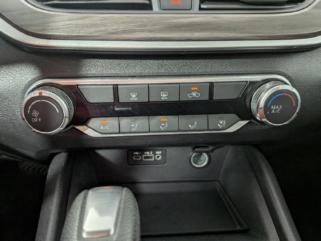 Used 2025 Nissan Altima 2.5 SV FWD image 18