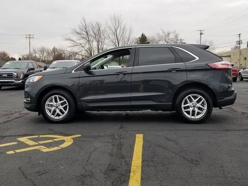 Used 2021 Ford Edge SEL w/ Convenience Package image 8