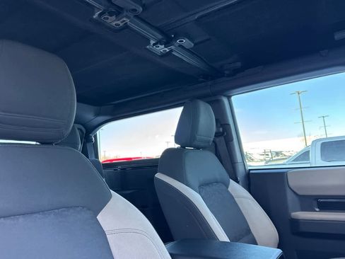 Certified 2022 Ford Bronco Wildtrak image 17