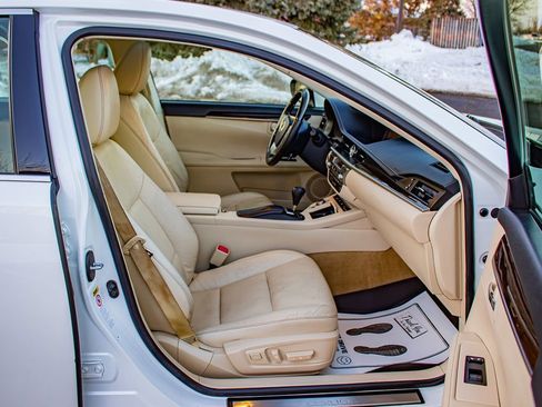 Used 2015 Lexus ES 350 image 16