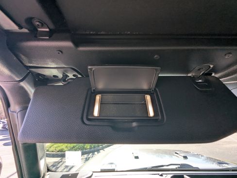 Used 2021 Jeep Wrangler Unlimited Sahara image 27