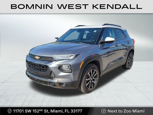 Used 2021 Chevrolet TrailBlazer ACTIV w/ Driver Confidence Package image 2
