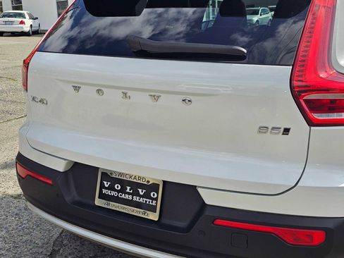 Certified 2023 Volvo XC40 B5 Plus w/ Driver Assist Package image 15