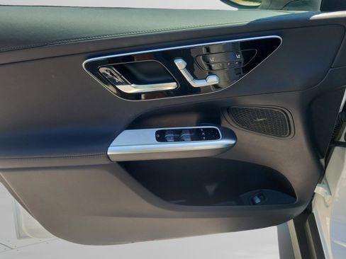 Certified 2026 Mercedes-Benz GLC 300 image 11