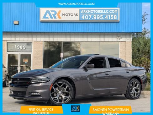 Used 2015 Dodge Charger SXT w/ Premium Group RWD image 1