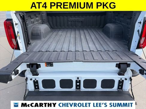 Used 2019 GMC Sierra 1500 AT4 w/ AT4 Premium Package AWD/4WD image 16