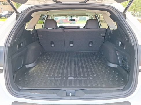 Used 2021 Subaru Outback Limited XT AWD/4WD image 28
