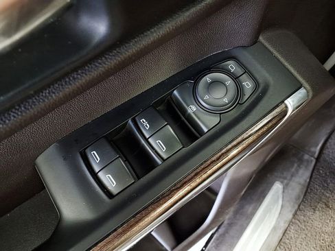 Used 2019 Chevrolet Silverado 1500 LT w/ All-Star Edition AWD/4WD image 25