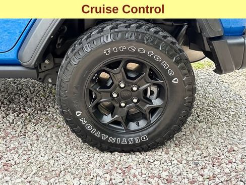 Used 2023 Jeep Wrangler Unlimited w/ Cold Weather Group AWD/4WD image 9