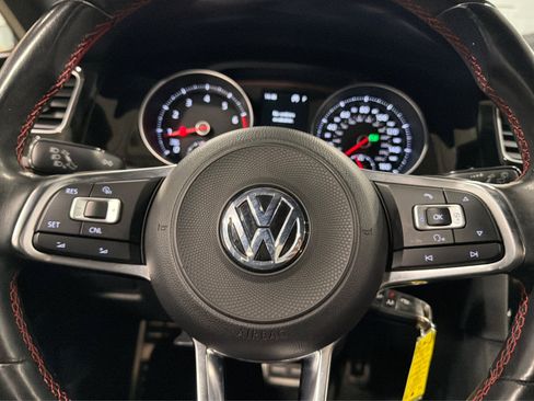 Used 2018 Volkswagen GTI S FWD image 23