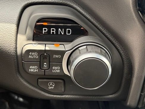 New 2026 RAM 1500 4x4 Crew Cab image 23