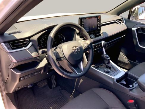 Certified 2021 Toyota RAV4 SE w/ Weather & Moonroof Package AWD/4WD image 17