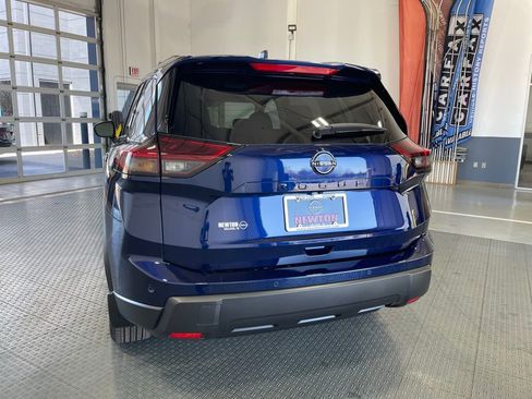New 2026 Nissan Rogue SV image 6