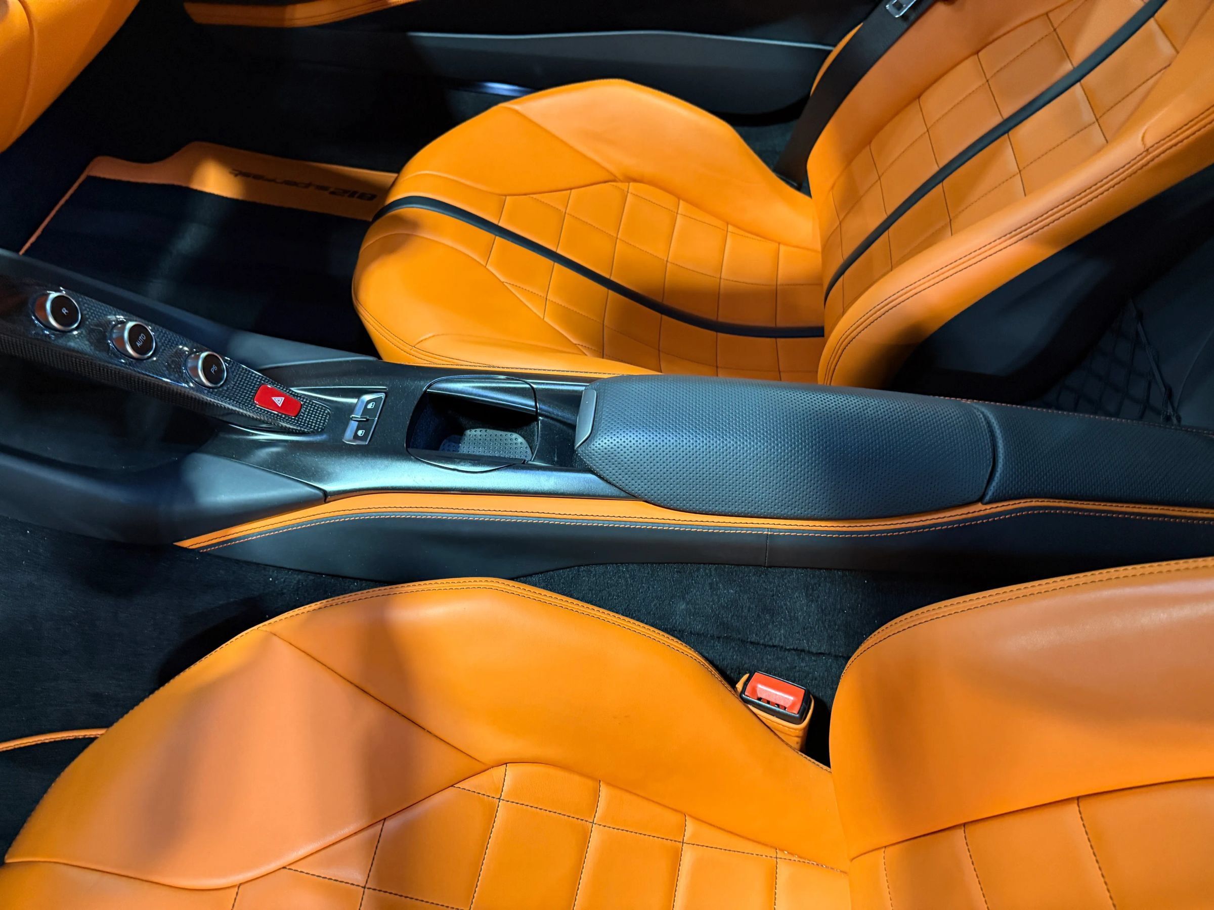 Used 2020 Ferrari 812 Superfast RWD image 55