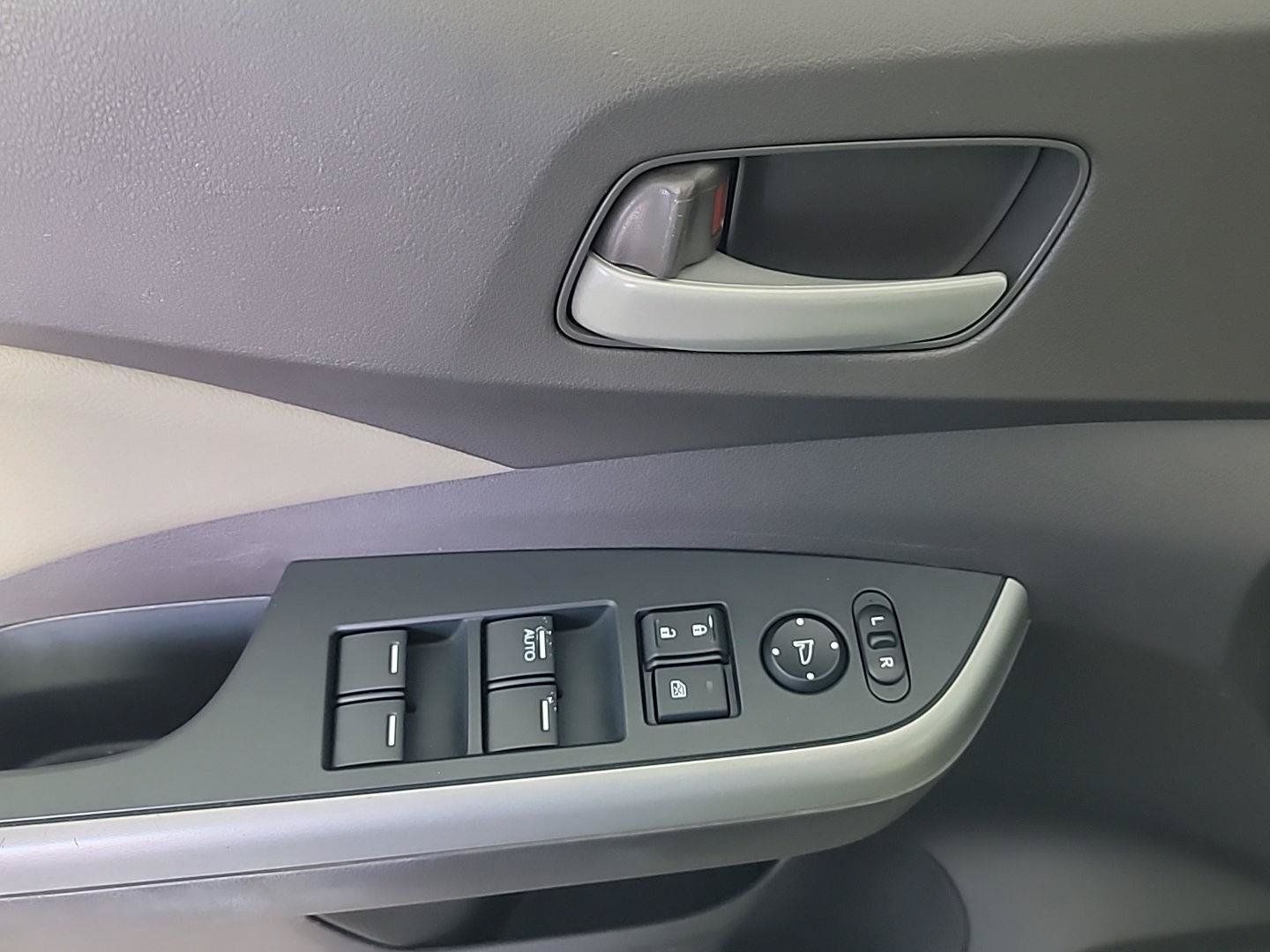 Used 2013 Honda CR-V EX-L image 34