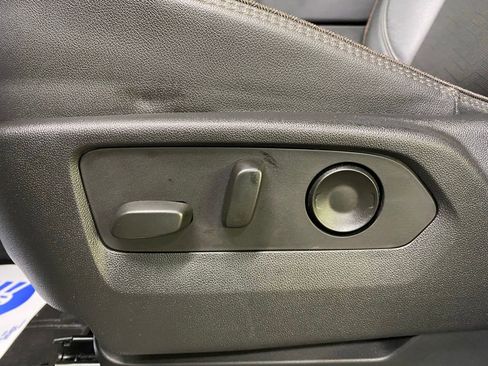 Used 2023 Chevrolet Tahoe High Country image 16