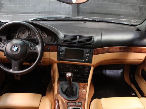 Used 2002 BMW M5 RWD image 34