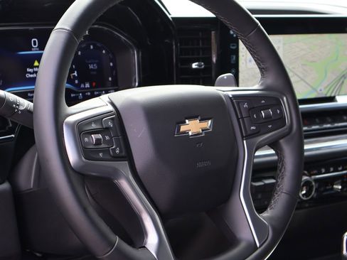 Used 2025 Chevrolet Silverado 1500 LTZ w/ LTZ Premium Package AWD/4WD image 17
