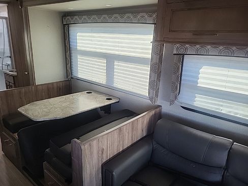 Used 2019 Ford E-450 and Econoline 450 Super Duty w/ Motorhome Prep Package image 13