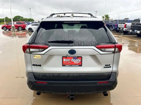 Certified 2024 Toyota RAV4 XLE w/ Convenience Package AWD/4WD image 7