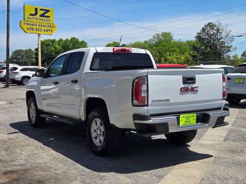 Used 2017 GMC Canyon 2WD Crew Cab w/ Convenience Package image 4