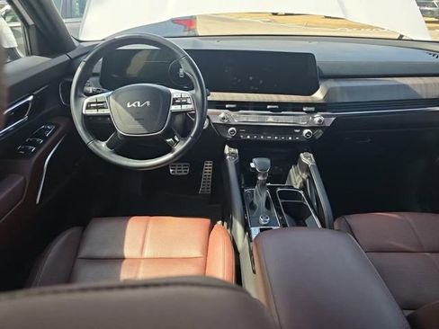 Certified 2024 Kia Telluride SX FWD image 2