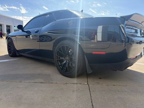 Used 2023 Dodge Challenger SRT Hellcat image 4