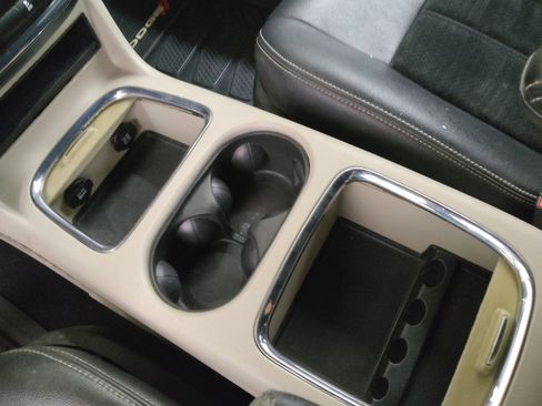 Used 2017 Dodge Grand Caravan SXT FWD image 26