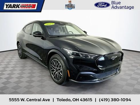 Certified 2025 Ford Mustang Mach-E Premium AWD/4WD image 1