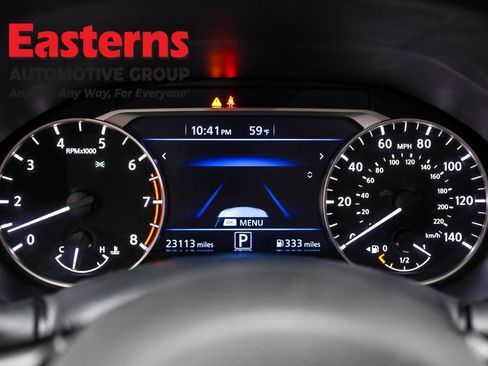 Used 2022 Nissan Altima 2.5 SV w/ SV Premium Package image 18