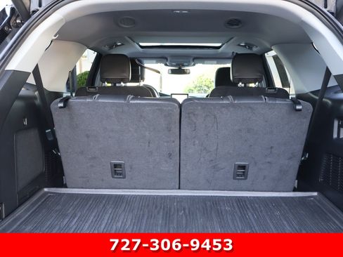 Used 2022 Ford Explorer Limited w/ Equipment Group 301A RWD image 21