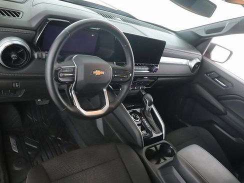 Used 2024 Chevrolet Colorado LT w/ LT Convenience Package II image 17